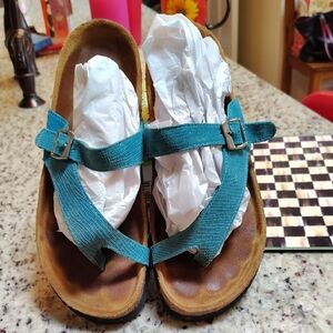 Naot Aqua Leather Sandals Size 9